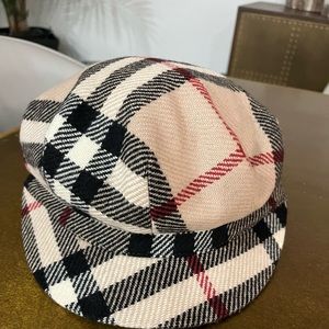 Authentic Burberry paperboy hat